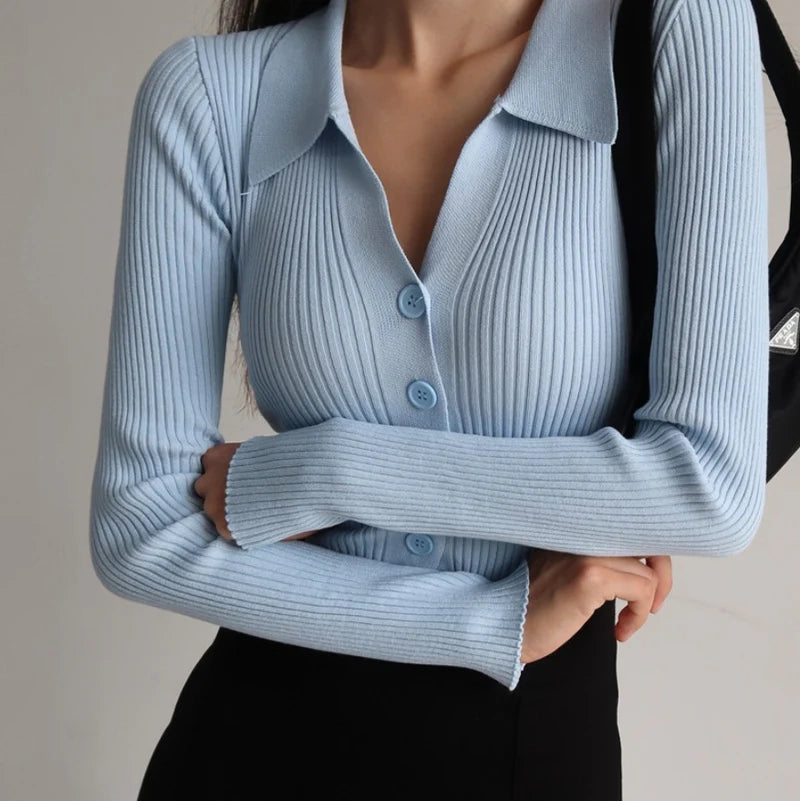 MAGLIONE LAVORATO A MAGLIA CON COLLO ALTO