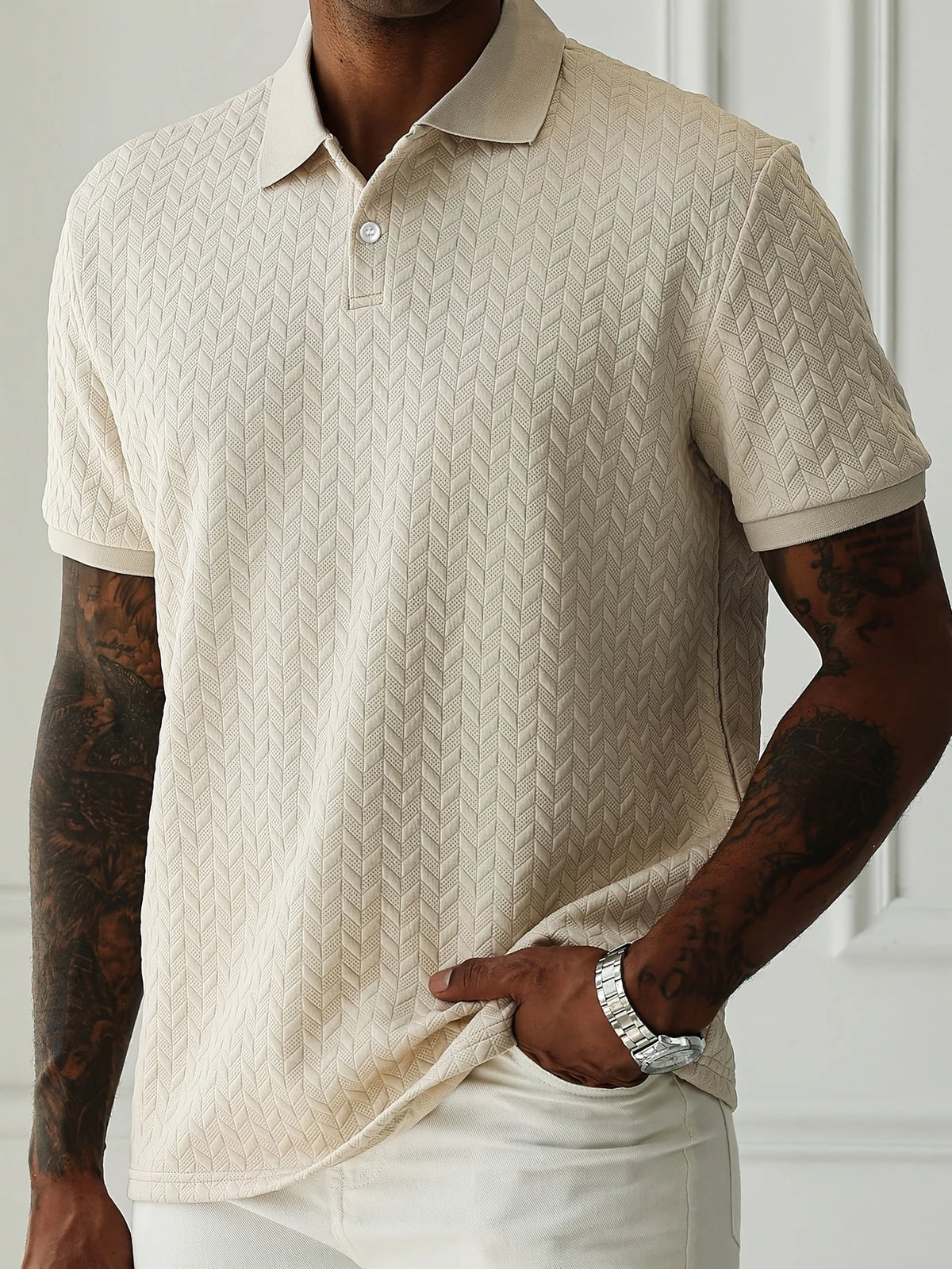 CAMICIA ESTIVA CON MOTIVO A V